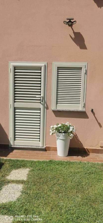 Loft Luna Olbia Luaran gambar